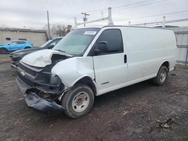Global Auto Auctions: 2004 CHEVROLET EXPRESS G2