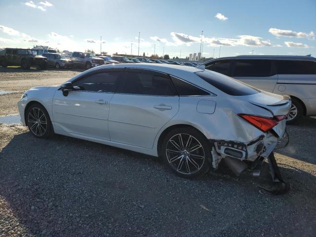 2019 TOYOTA AVALON XLE #3304021612