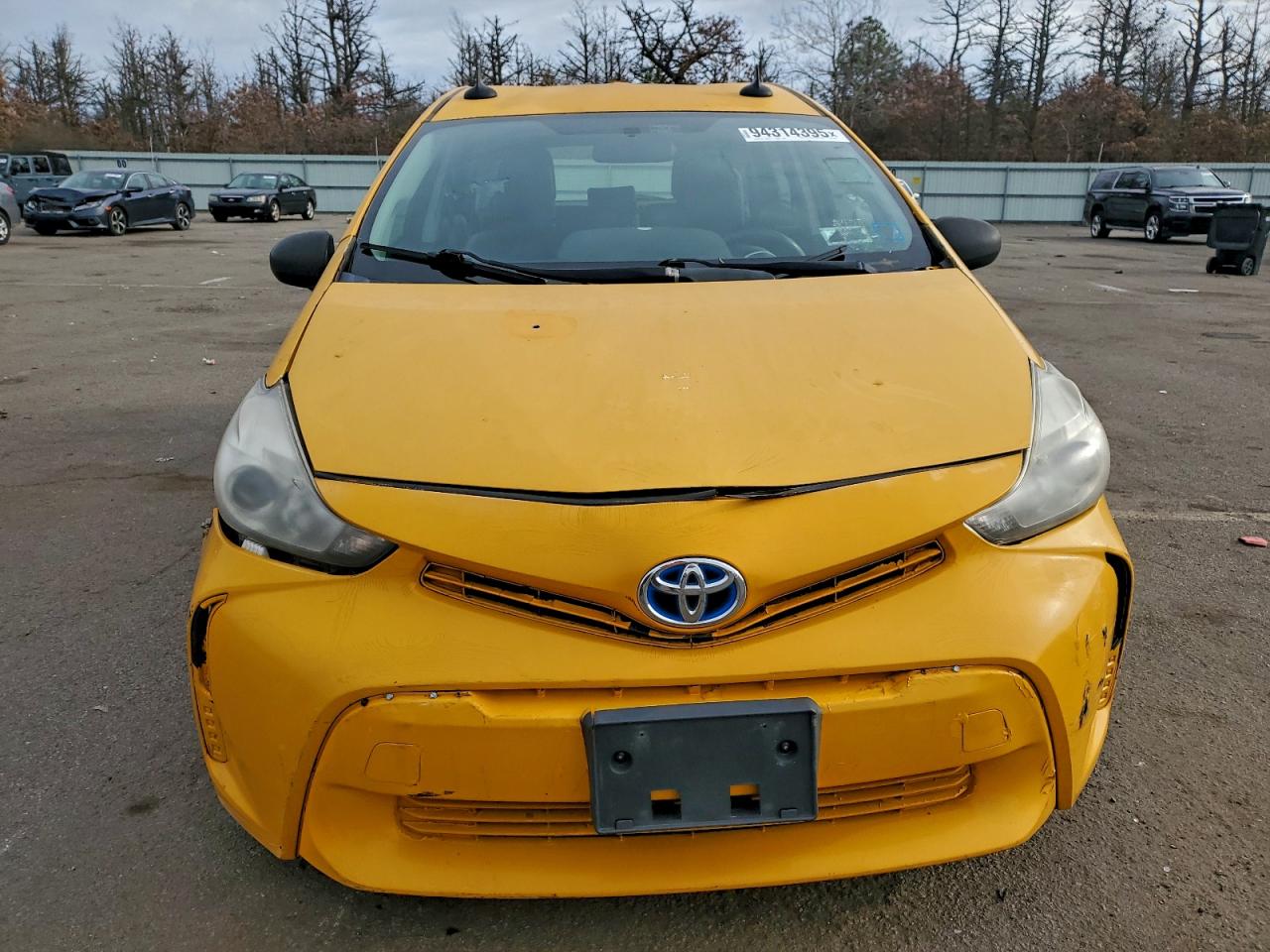 TOYOTA PRIUS V