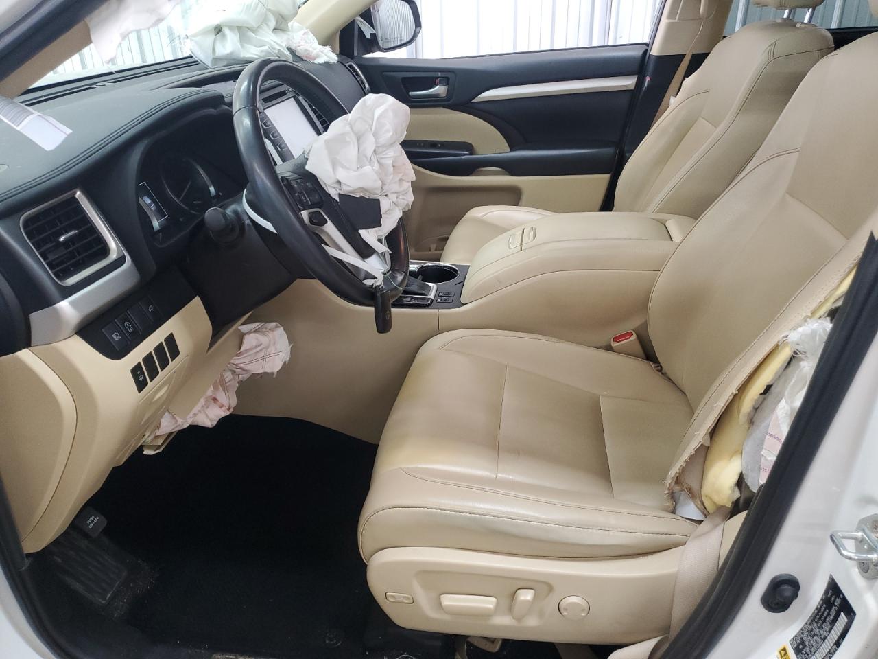 Lot #3311733220 2019 TOYOTA HIGHLANDER