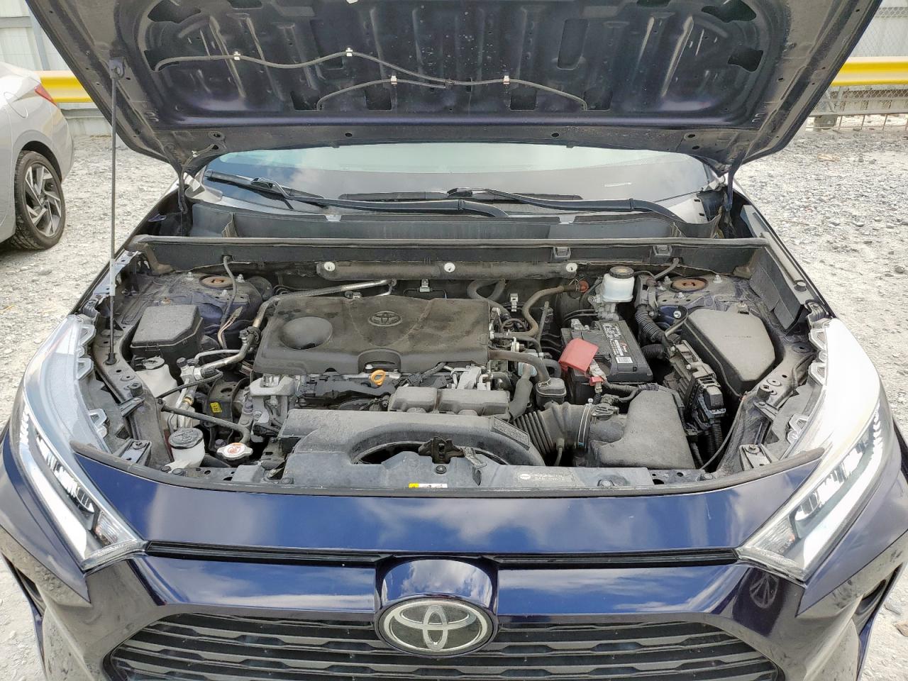 TOYOTA RAV4 XLE