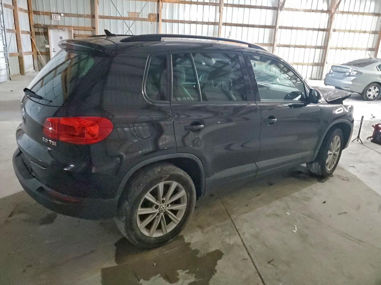 VOLKSWAGEN TIGUAN S