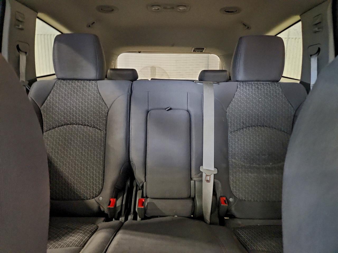 CHEVROLET TRAVERSE LS