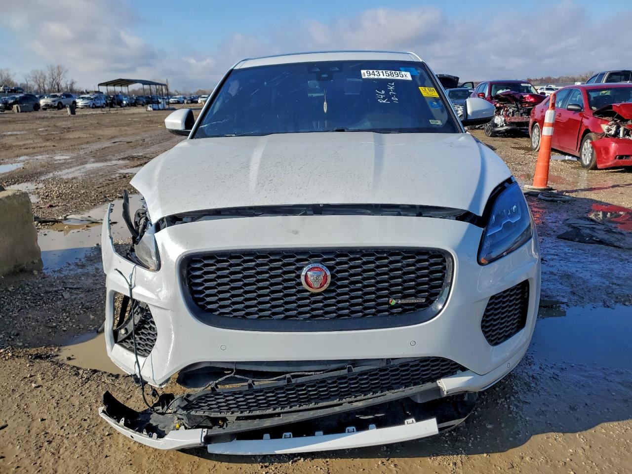 JAGUAR E-TYPE CHECKERED FLAG