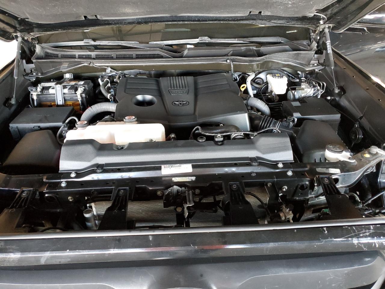 TOYOTA TUNDRA CREWMAX LIMITED