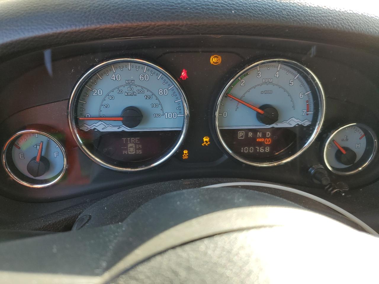 JEEP WRANGLER SAHARA