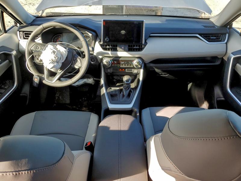 2025 TOYOTA RAV4 XLE P #3301734328