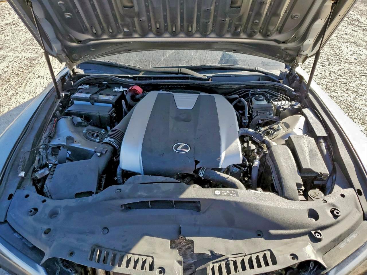 LEXUS IS 350 F SPORT DESIGN