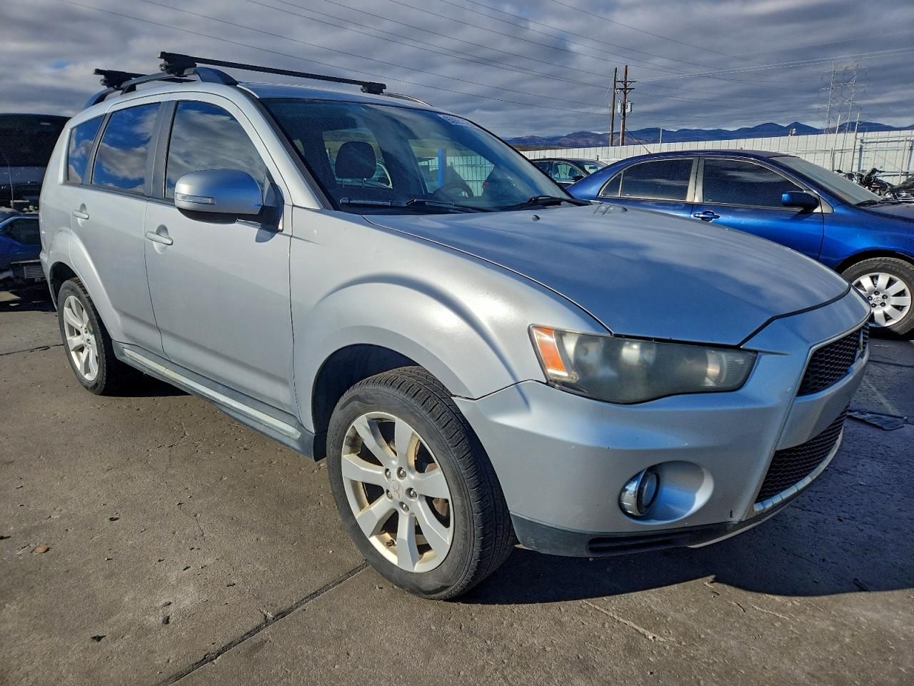 Lot #3311892183 2010 MITSUBISHI OUTLANDER