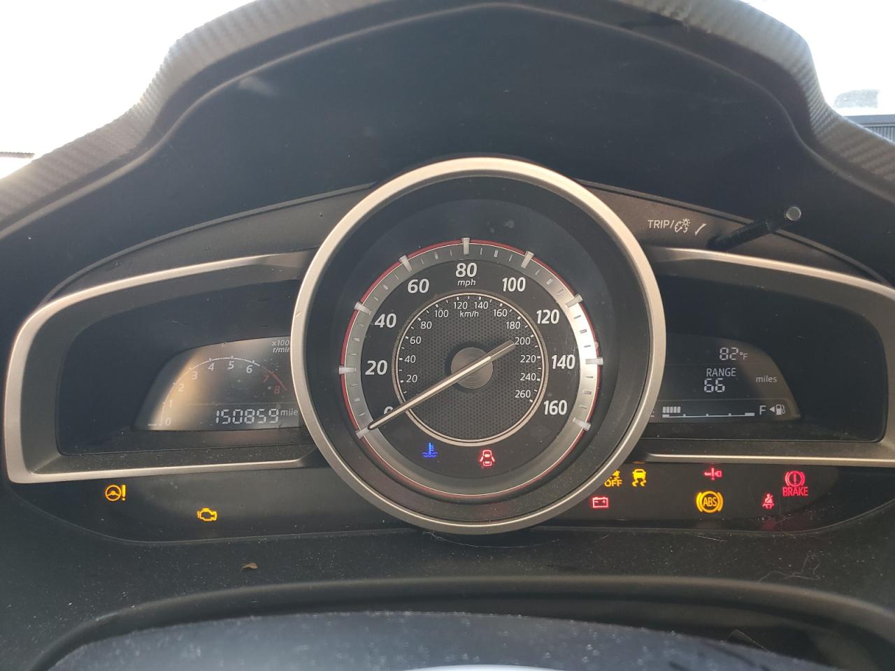 MAZDA 3 GRAND TOURING