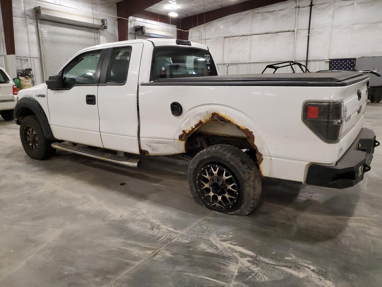 FORD F-150 SUPER CAB