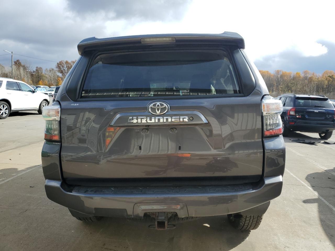 TOYOTA 4RUNNER SR5/SR5 PREMIUM