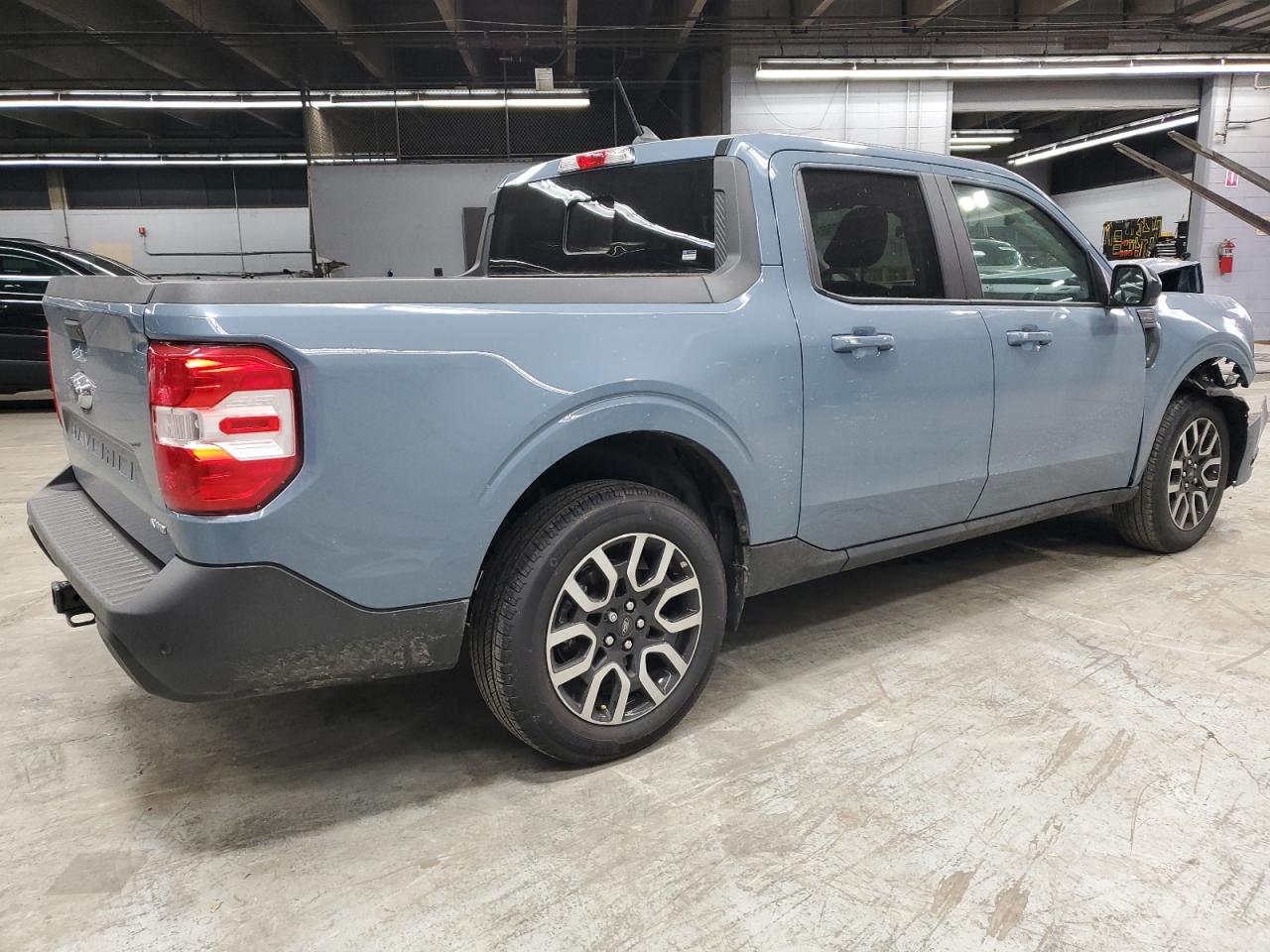 FORD MAVERICK LARIAT