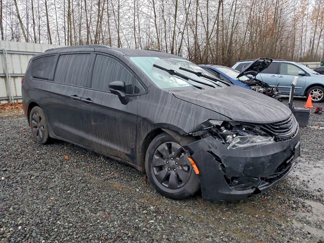 CHRYSLER PACIFICA HYBRID LIMITED
