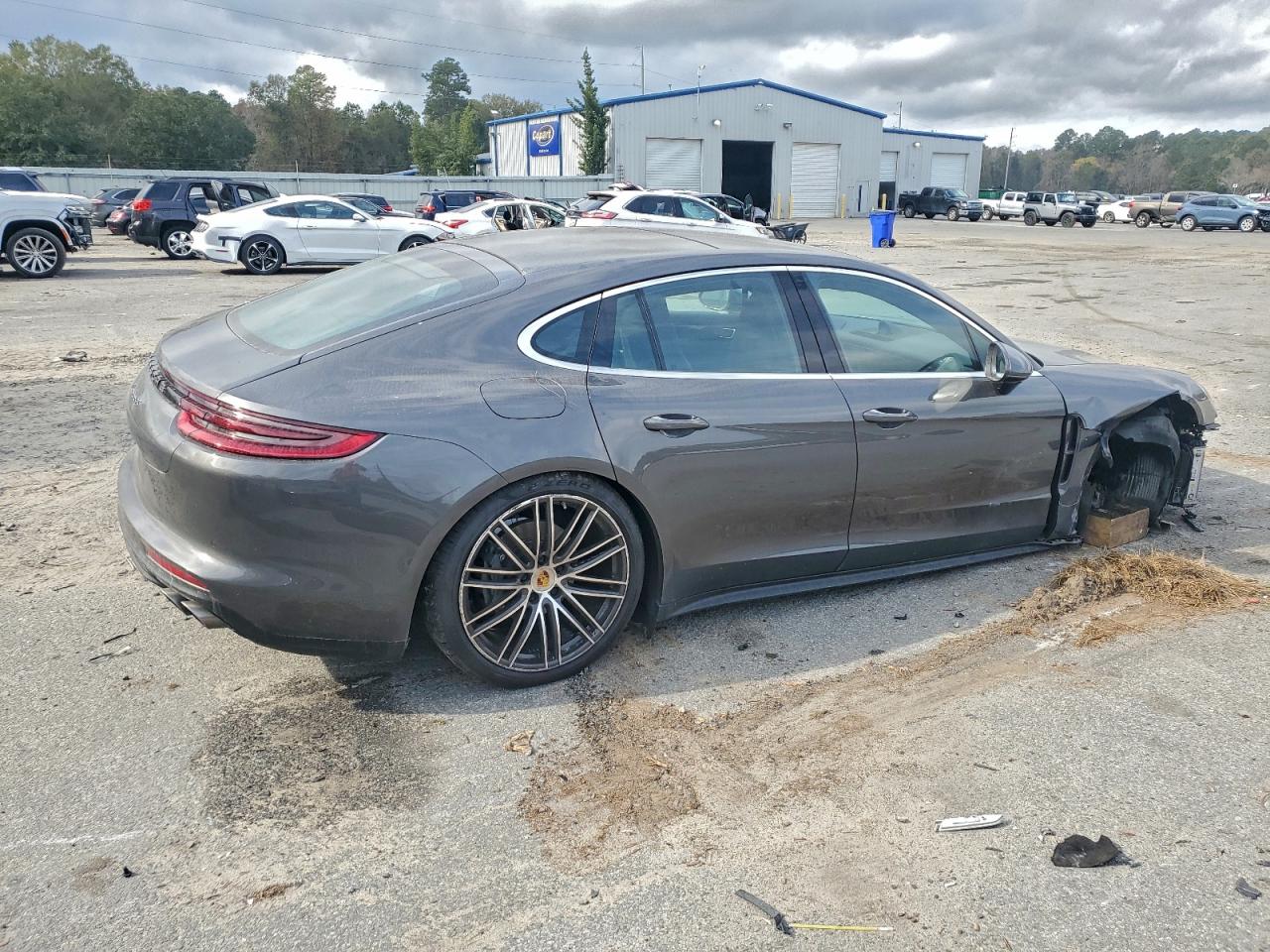 PORSCHE PANAMERA 4S