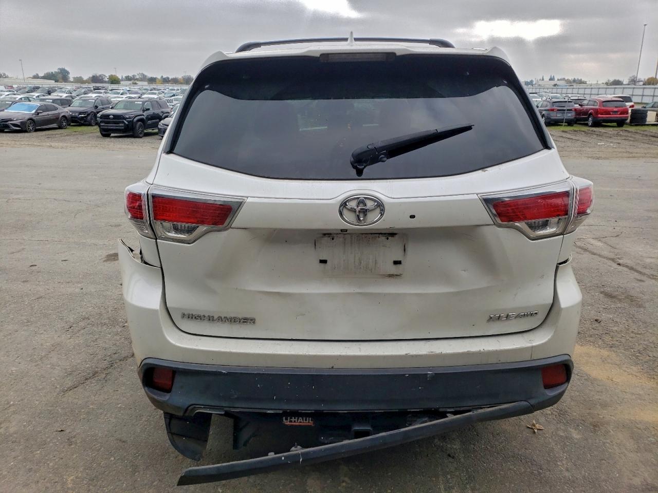 Lot #3304811640 2016 TOYOTA HIGHLANDER