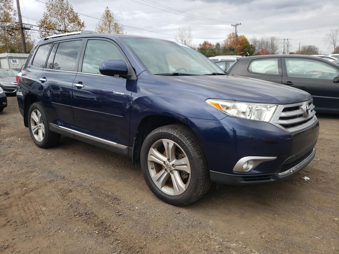 TOYOTA HIGHLANDER LIMITED