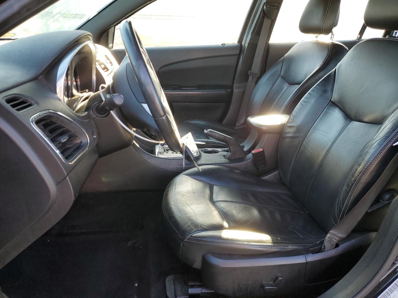 CHRYSLER 200 LIMITED