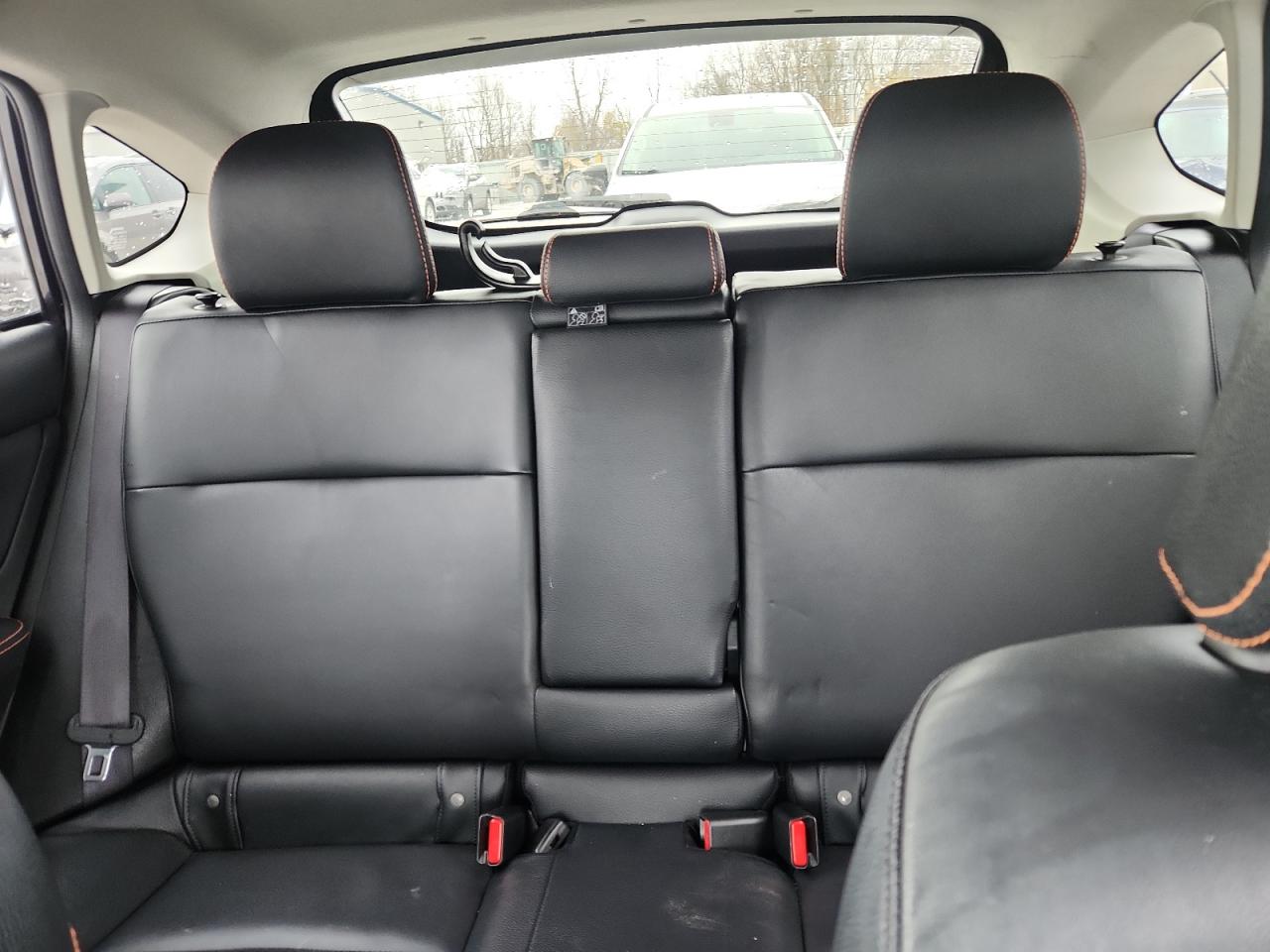 SUBARU CROSSTREK LIMITED