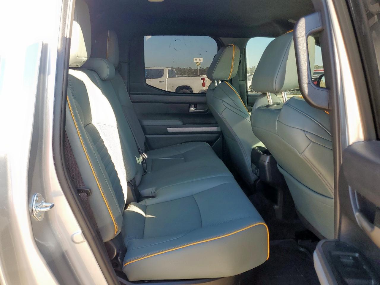 TOYOTA TACOMA DOUBLE CAB