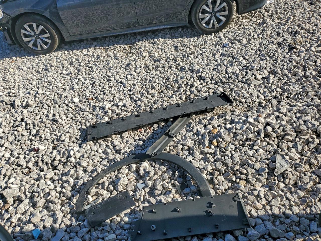 Lot #3315702722 2017 FORD TRANSIT T-