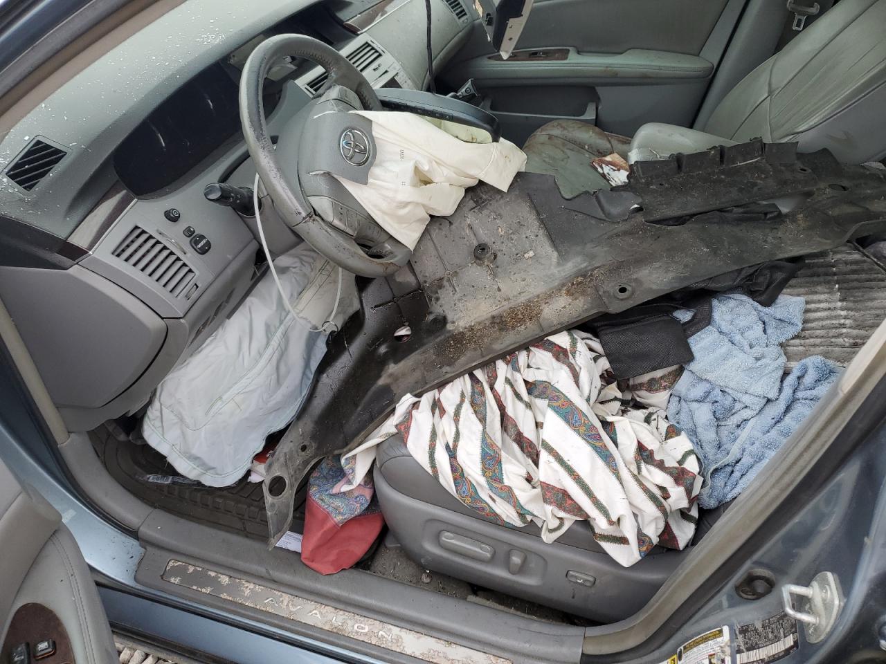 Lot #3298024142 2008 TOYOTA AVALON XL