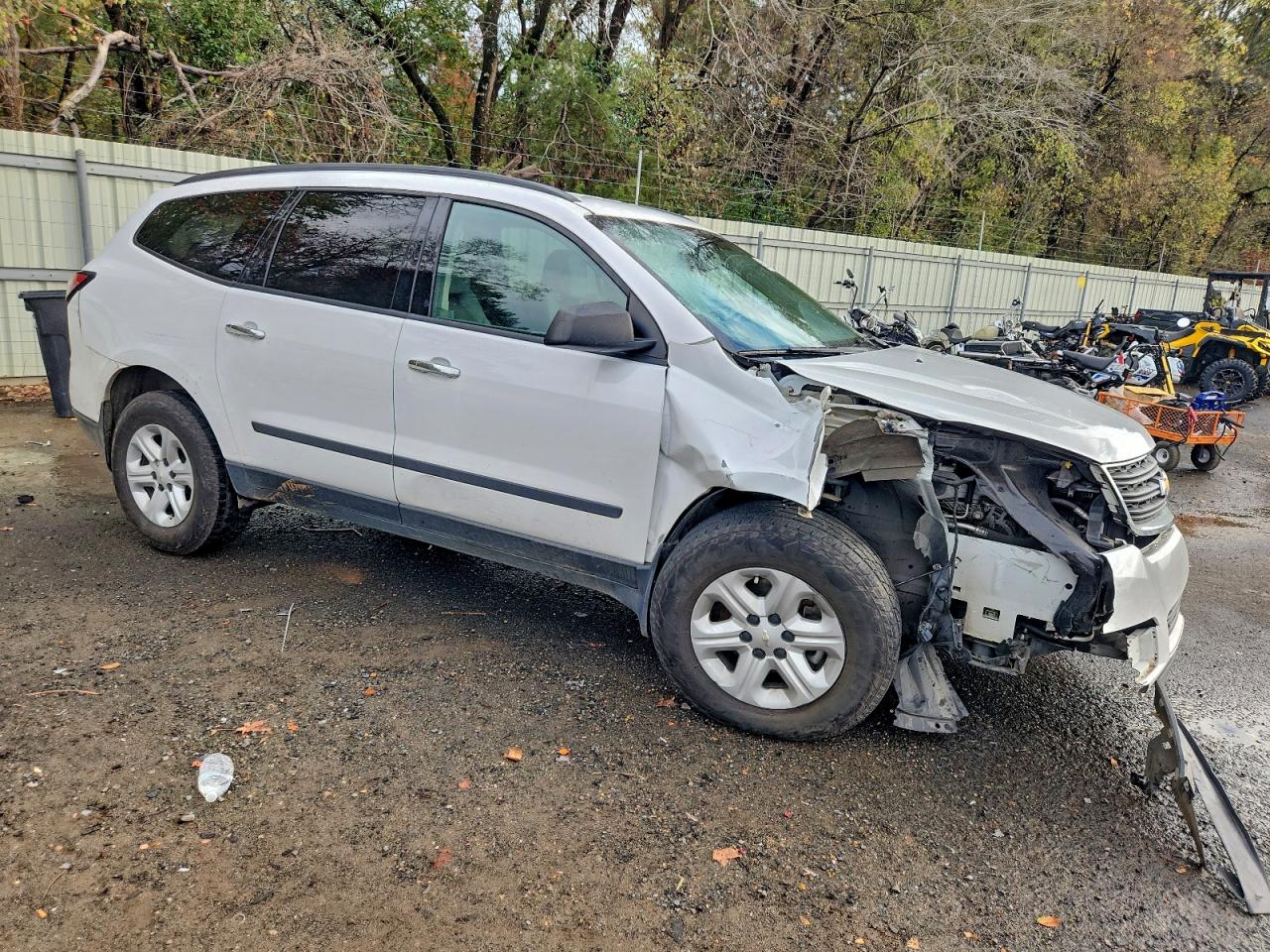 CHEVROLET TRAVERSE LS