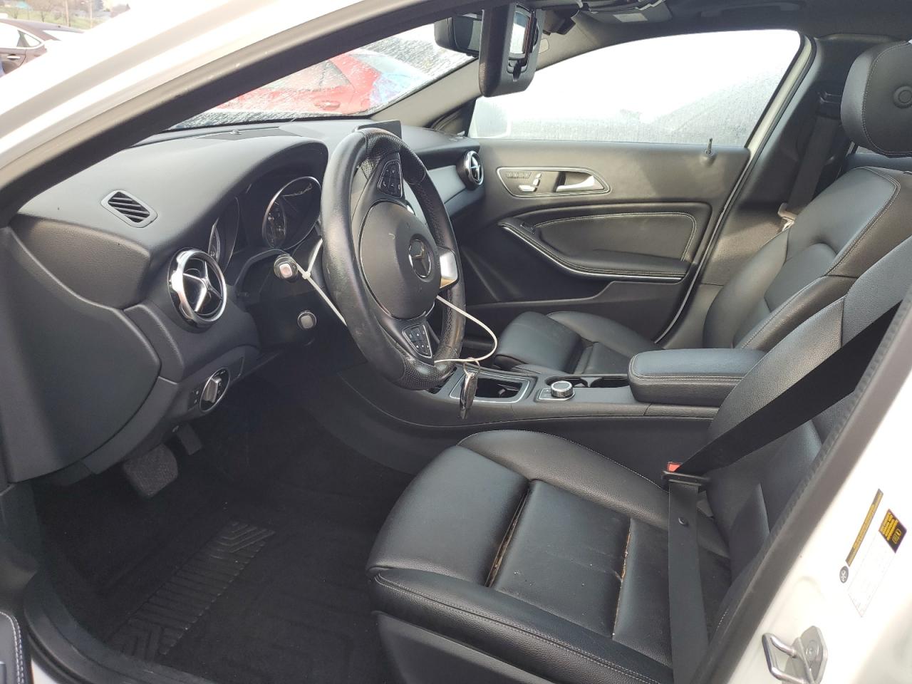 MERCEDES-BENZ GLA-CLASS 250 4MATIC