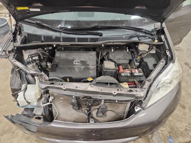 2013 TOYOTA SIENNA LE #3298158276