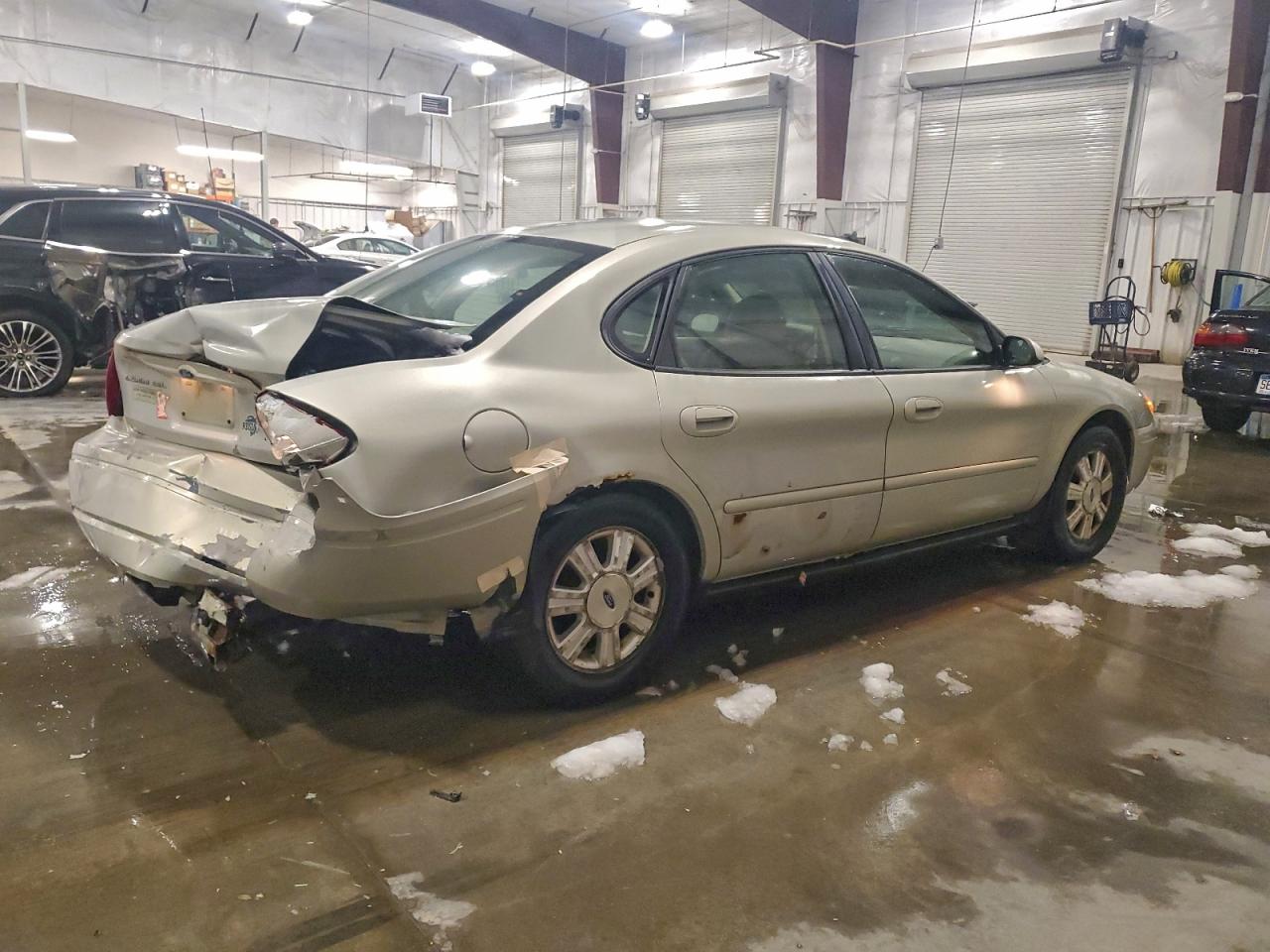 Lot #3308262159 2005 FORD TAURUS SEL