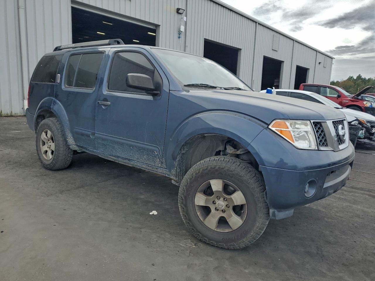 Lot #3301835373 2005 NISSAN PATHFINDER