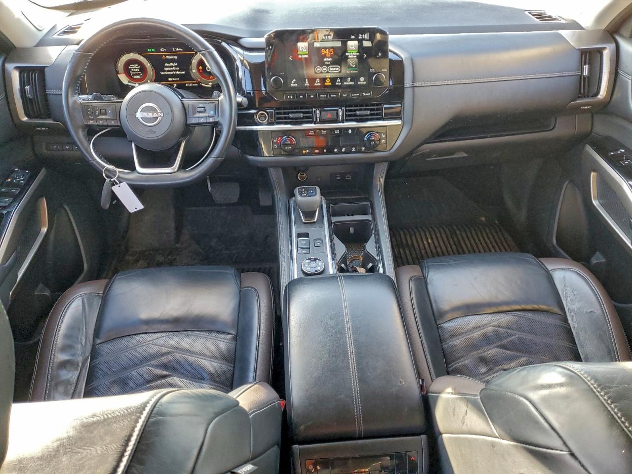 NISSAN PATHFINDER PLATINUM