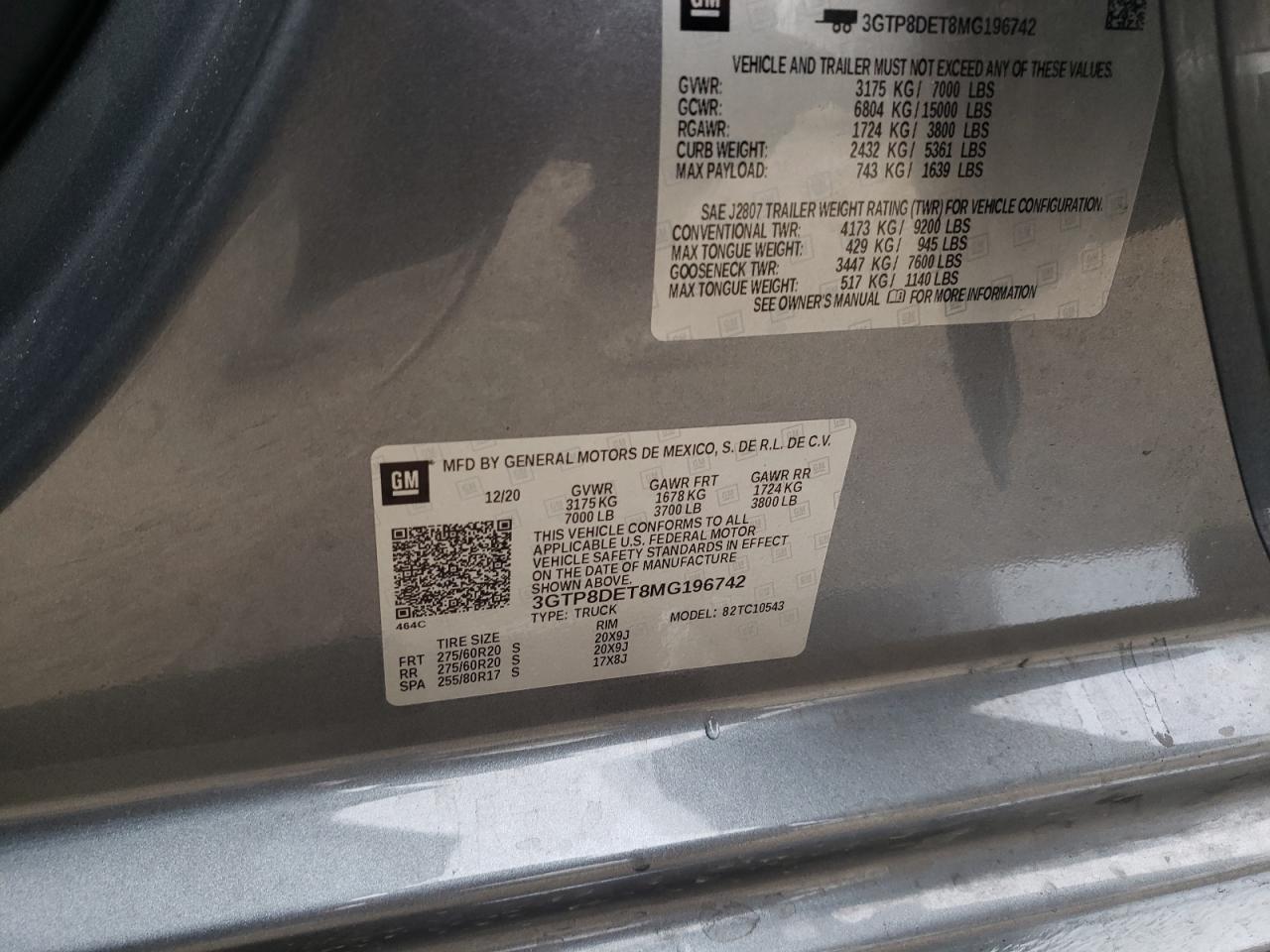 GMC SIERRA C1500 SLT