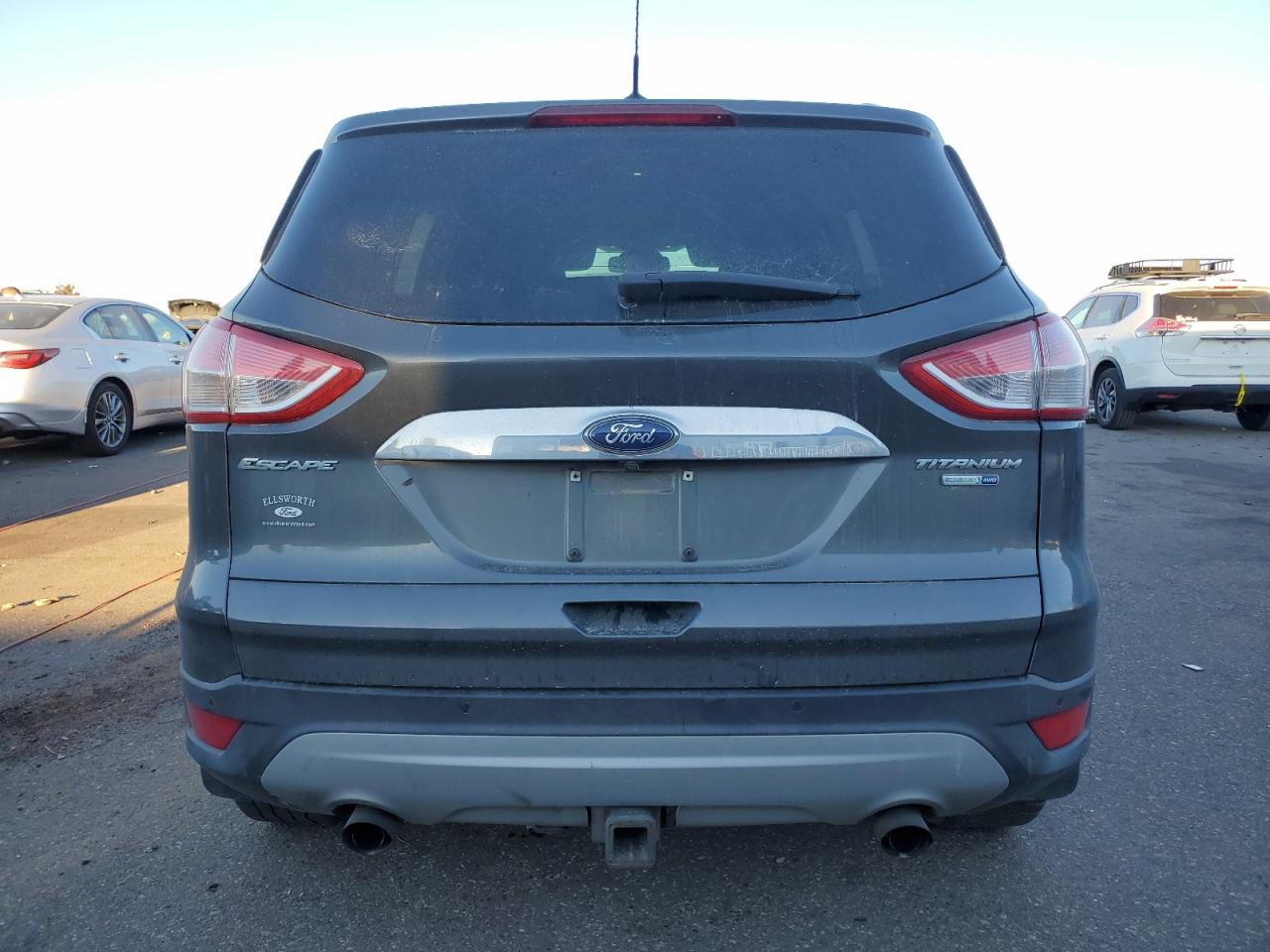 FORD ESCAPE TITANIUM