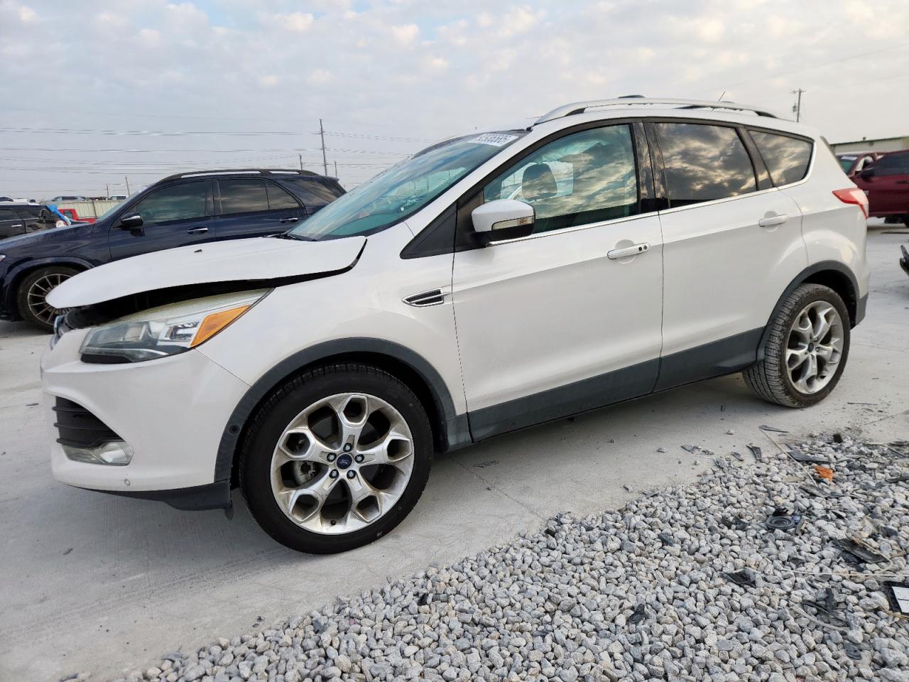 FORD ESCAPE TITANIUM