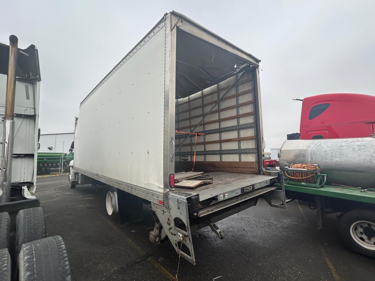 Lot #3311502279 2021 HINO UNKNOWN