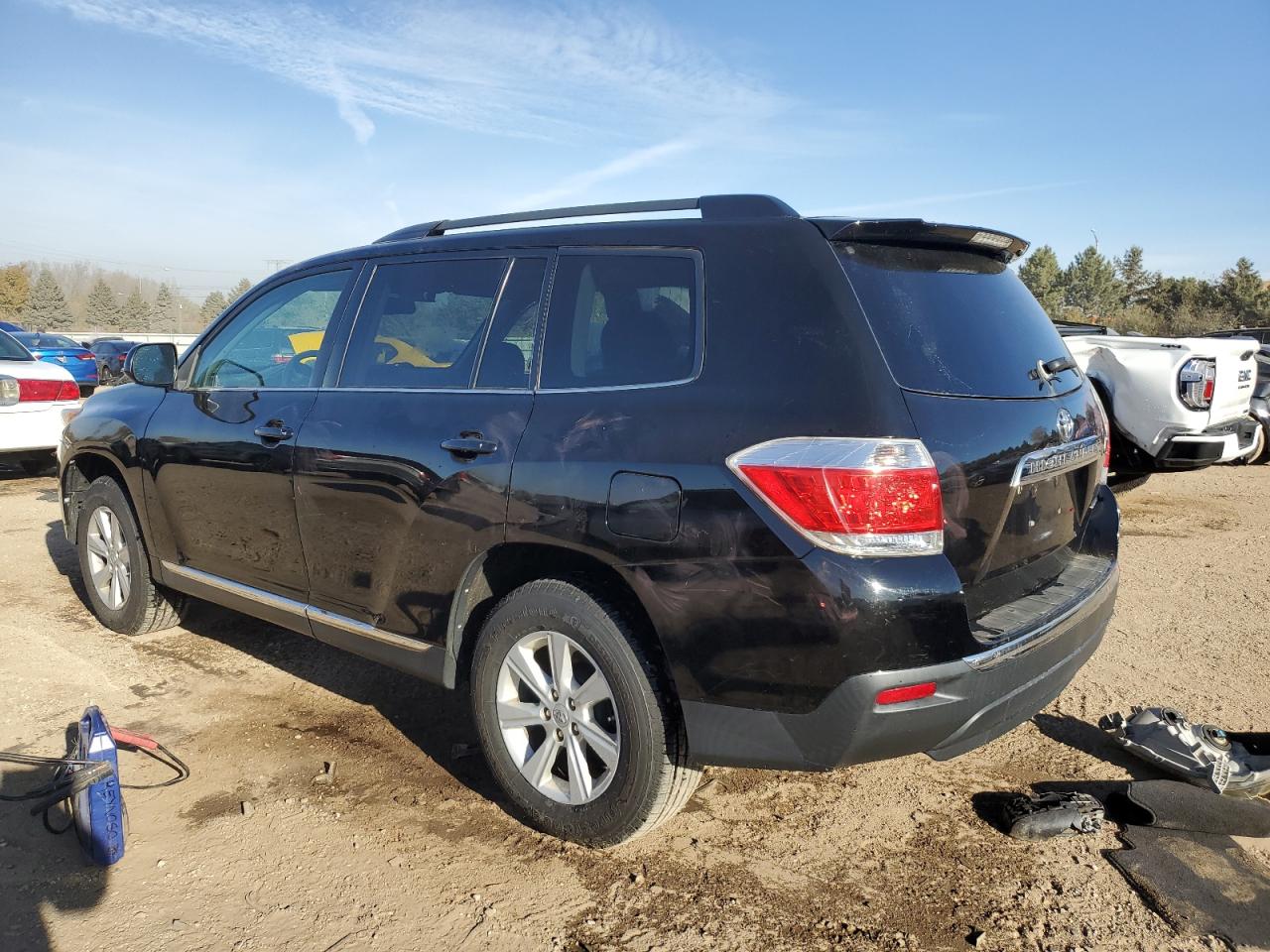 TOYOTA HIGHLANDER BASE