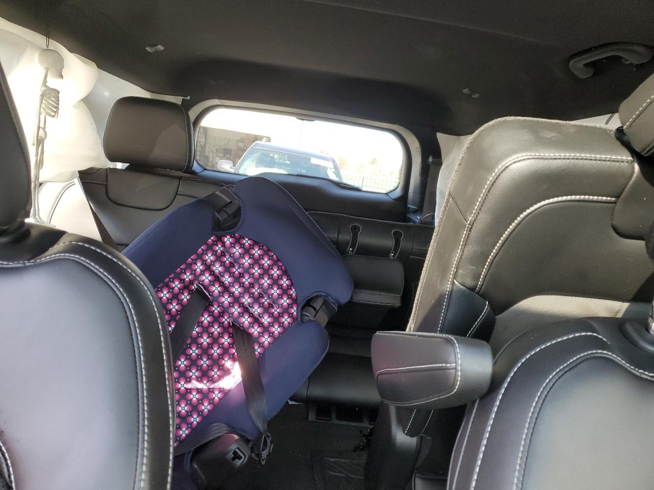 JEEP GRAND CHEROKEE L LAREDO