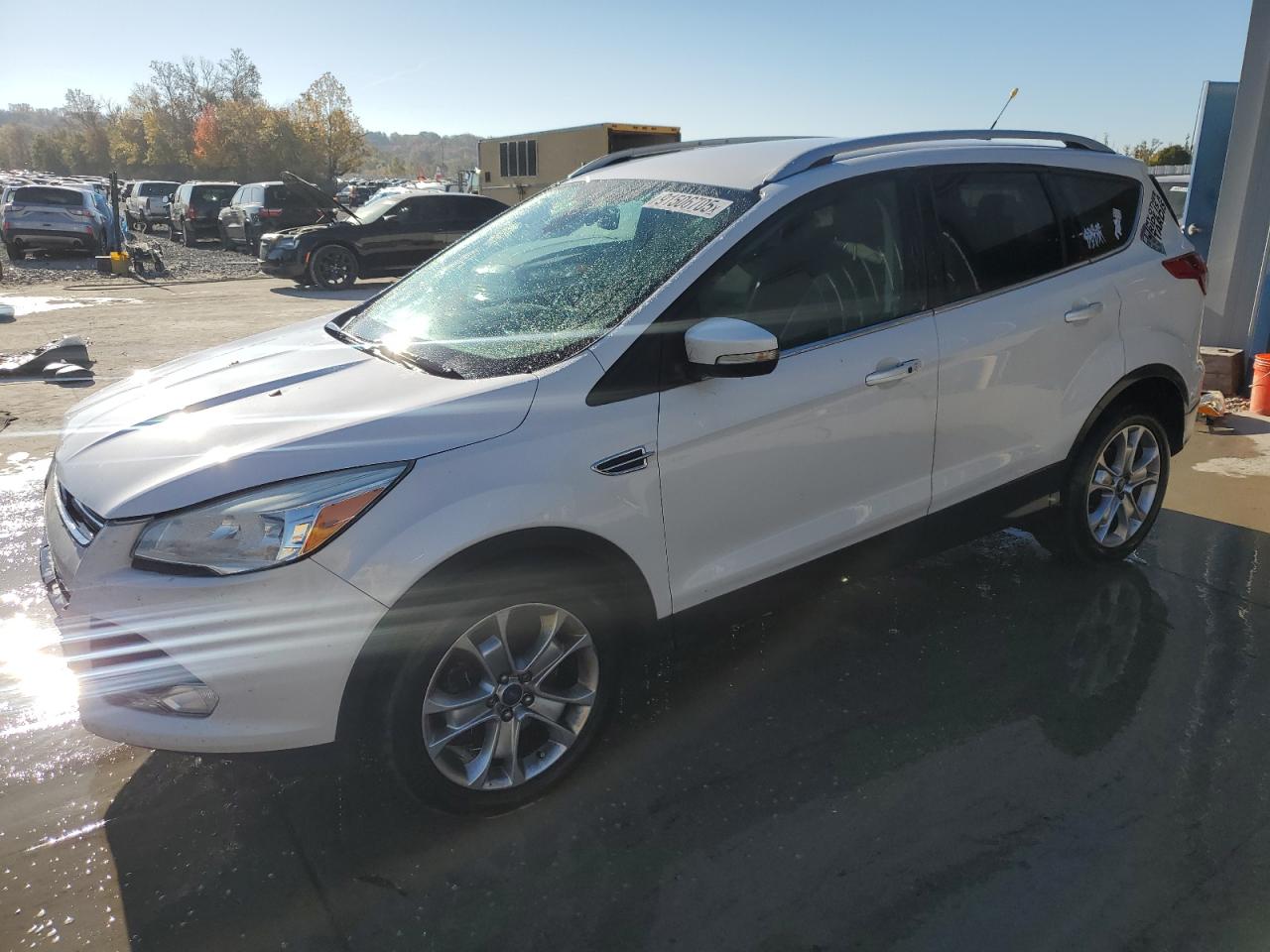 FORD ESCAPE TITANIUM
