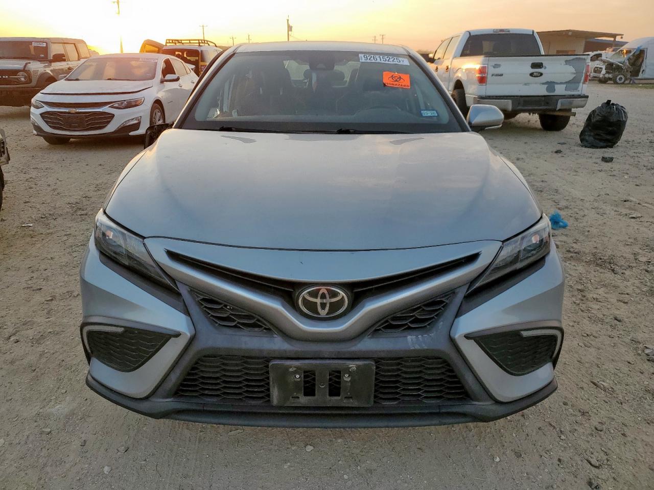 TOYOTA CAMRY SE