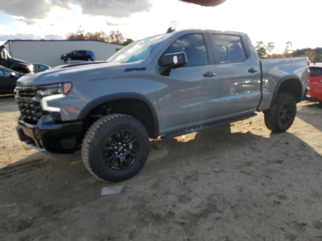 CHEVROLET SILVERADO K1500 ZR2