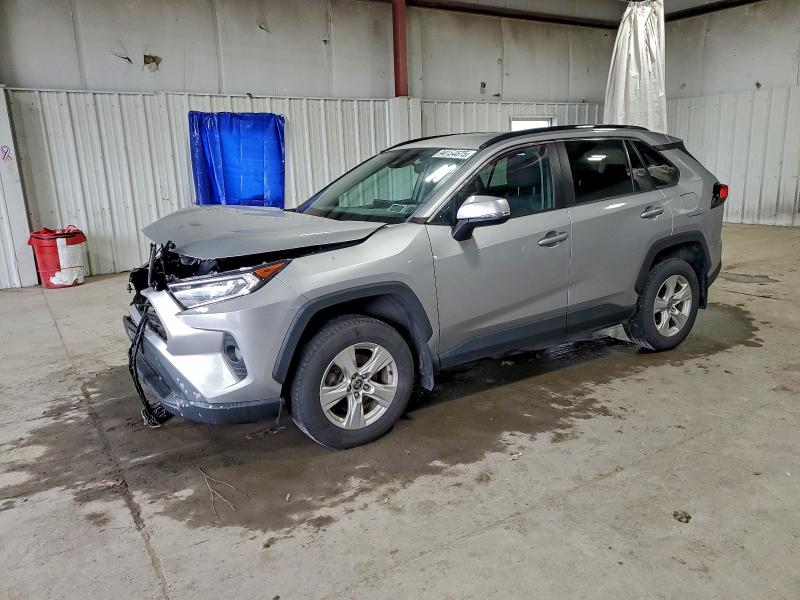 2021 TOYOTA RAV4 XLE #3303779472
