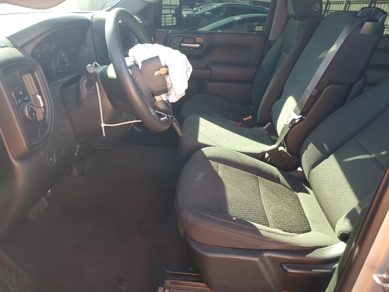 CHEVROLET SILVERADO C1500 CUSTOM