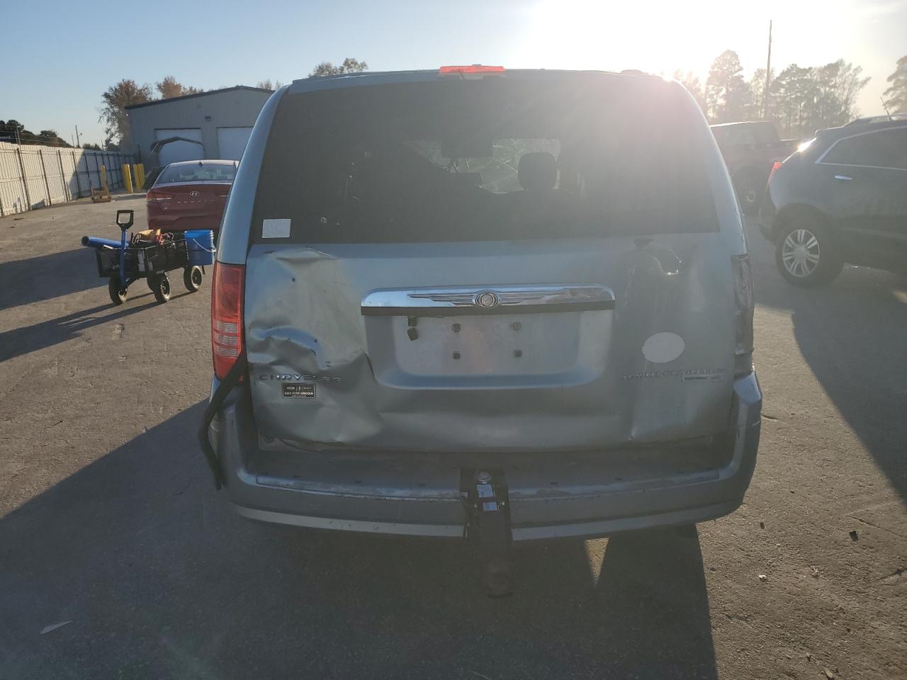 CHRYSLER TOWN & COUNTRY TOURING