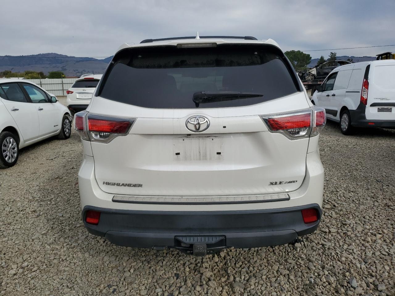 TOYOTA HIGHLANDER XLE