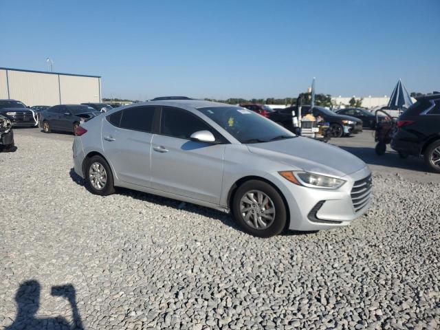 2017 HYUNDAI ELANTRA SE #3301829357