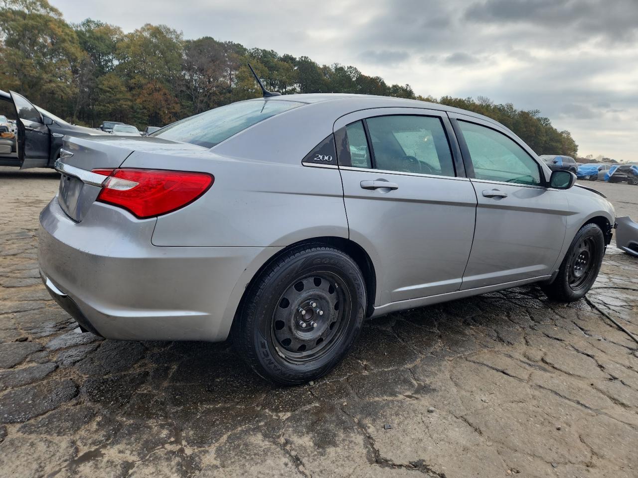 CHRYSLER 200 LX