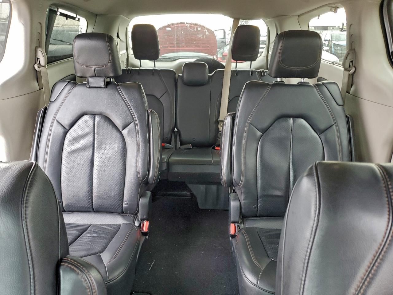 CHRYSLER PACIFICA TOURING L