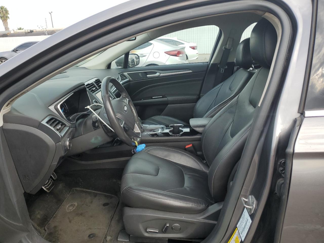 FORD FUSION TITANIUM