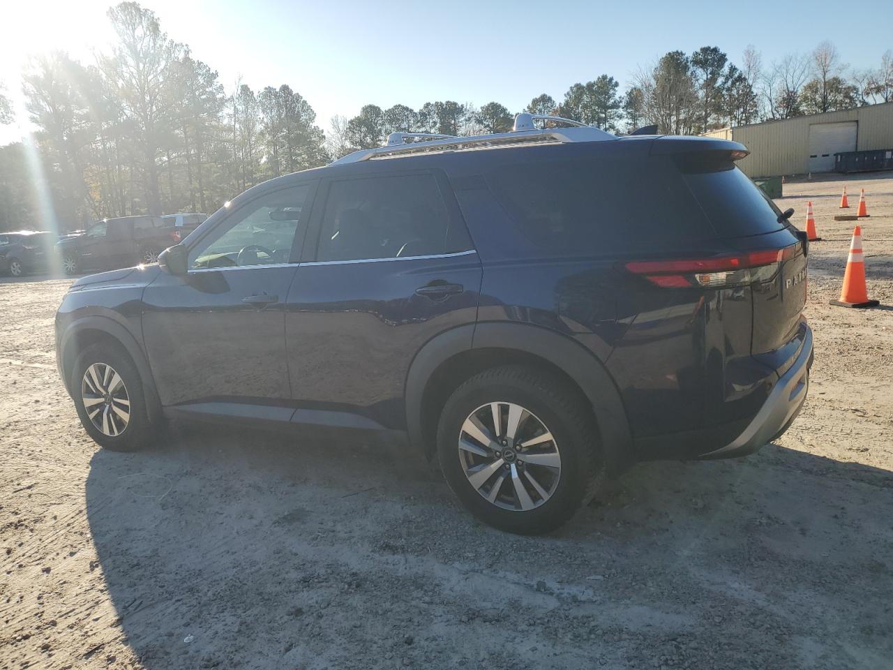 NISSAN PATHFINDER SL